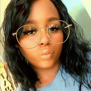 Meet your Posher, Chantay